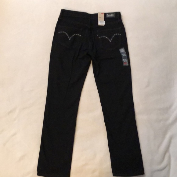 NWT Levi’s mid-rise skinny jet black jeans with silver embroidery on back pocket - Picture 11 of 12